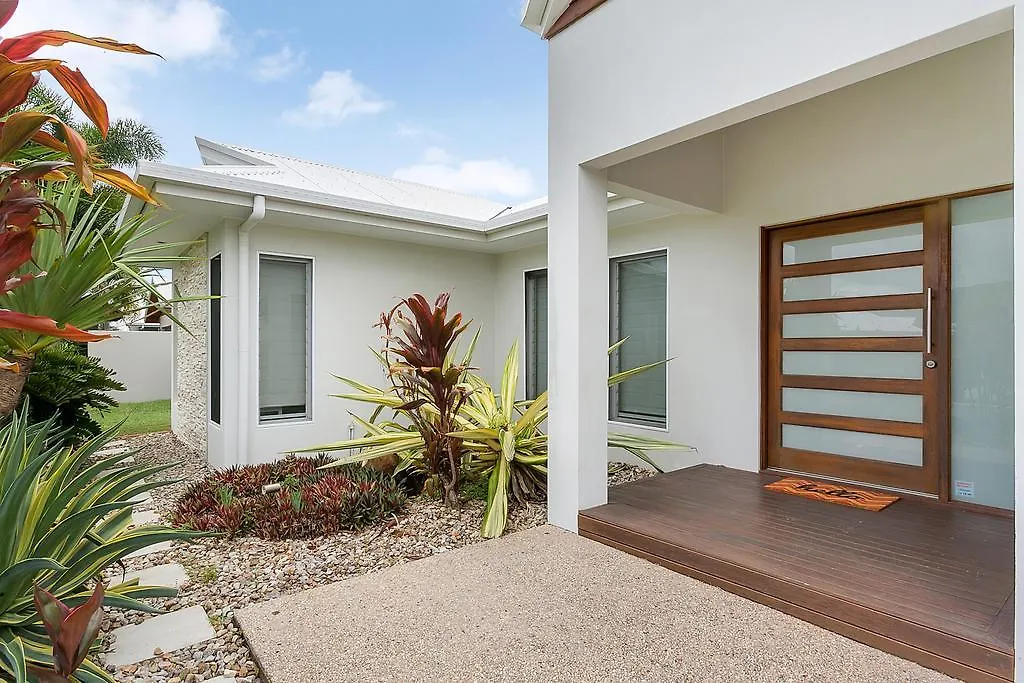 Laguna Retreat Holiday home Trinity Beach