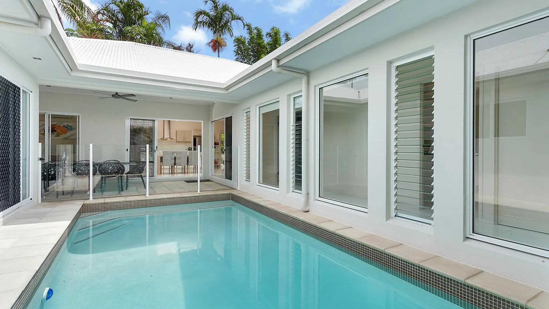 Laguna Retreat Holiday home Trinity Beach
